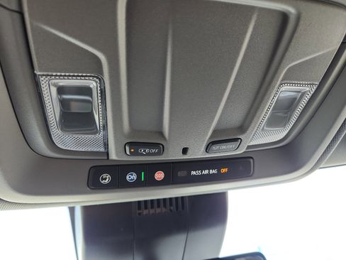 New 2026 GMC Sierra 1500 Elevation image 17