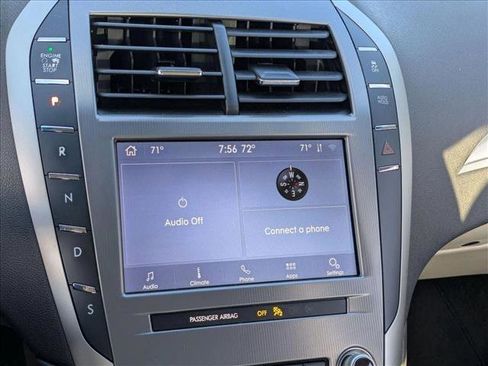 Used 2020 Lincoln MKZ FWD image 10