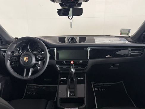 New 2026 Porsche Macan Turbo image 20