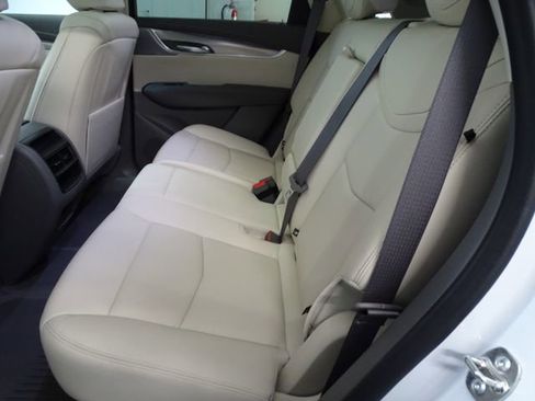 Used 2026 Cadillac XT5 Premium Luxury w/ LPO, Floor Liner Package image 4