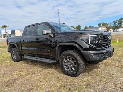 New 2026 GMC Sierra 1500 AT4X w/ LPO, Black Badging Package