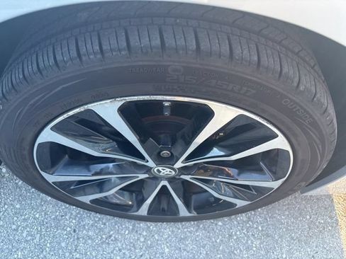 Used 2017 Toyota Corolla XSE w/ Carpet Mat Package (TMS) FWD image 2