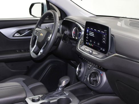 Used 2025 Chevrolet Blazer LT image 28