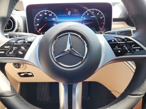 New 2025 Mercedes-Benz C 300 Sedan image 21