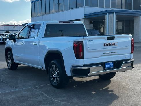 Used 2024 GMC Sierra 1500 SLT image 18