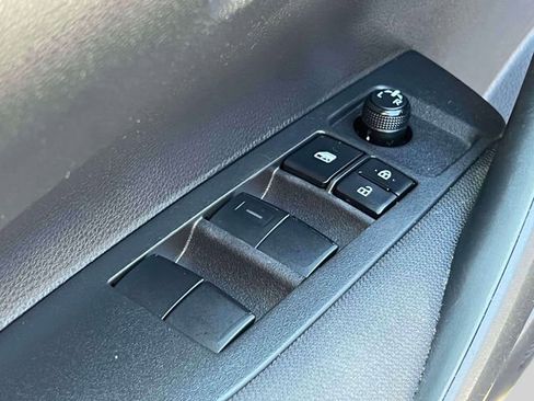 Certified 2023 Toyota Corolla LE image 21