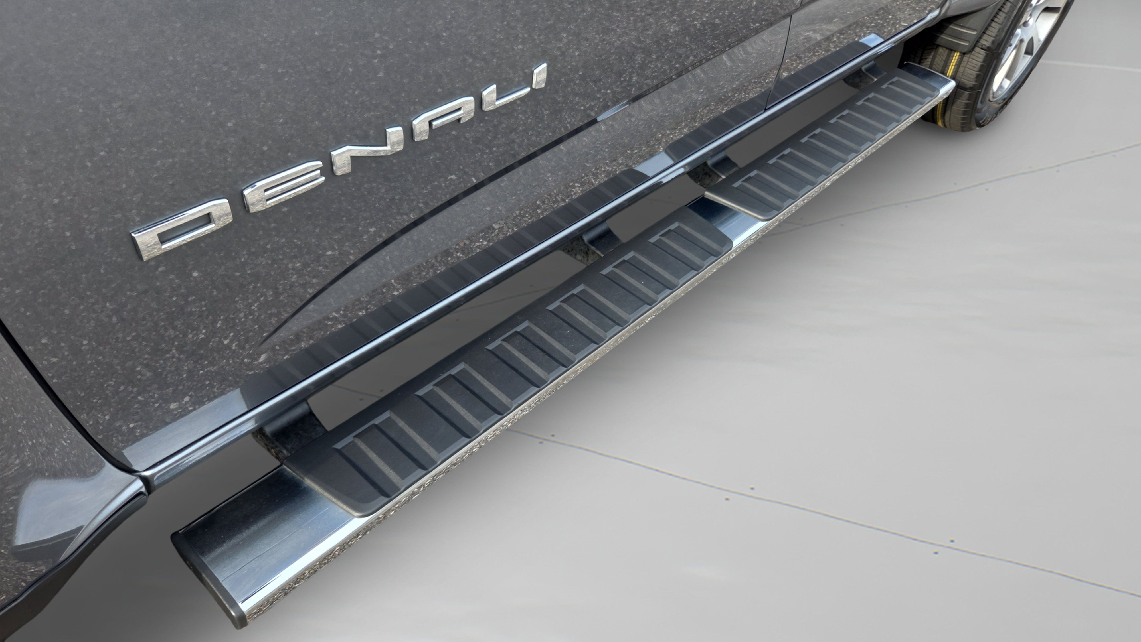Used 2022 GMC Canyon Denali AWD/4WD image 10
