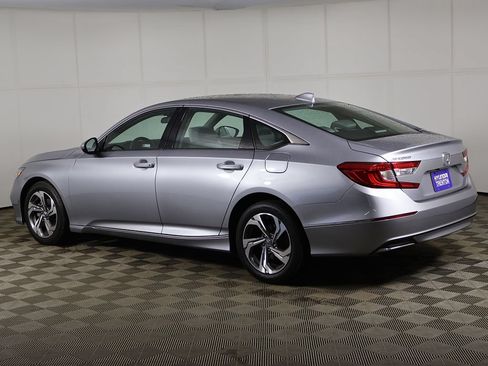 Used 2020 Honda Accord EX image 9
