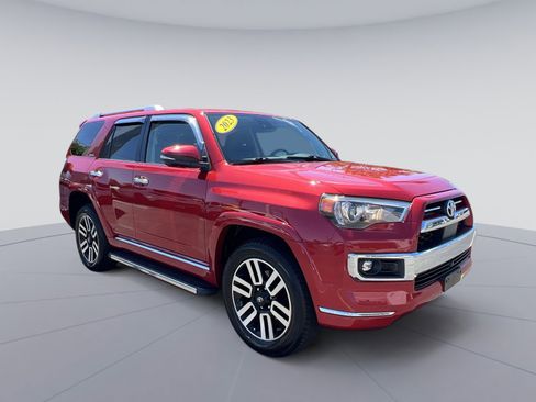 Used 2023 Toyota 4Runner Limited AWD/4WD image 11