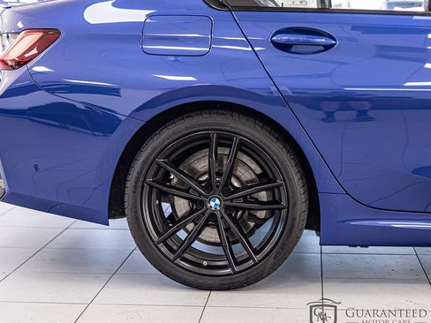 Used 2024 BMW 330i xDrive Sedan AWD/4WD image 10