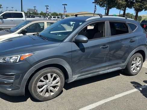 Used 2021 Hyundai Tucson Value FWD image 1