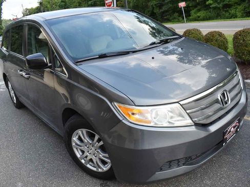 Used 2013 Honda Odyssey EX image 58