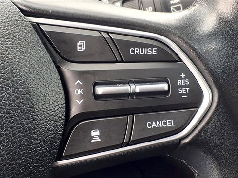 Used 2020 Hyundai Santa Fe SEL w/ Convenience + Premium Package image 18