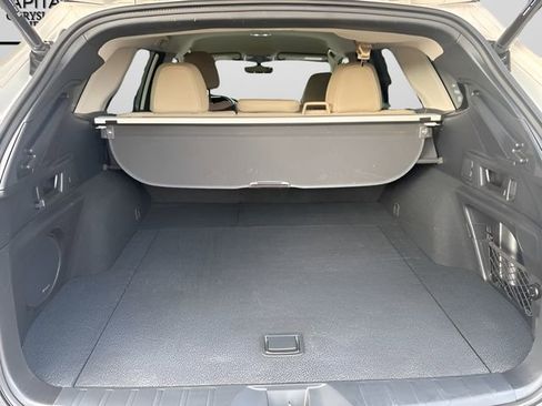 Used 2023 Subaru Outback Limited image 17