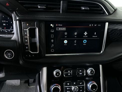 Used 2024 GMC Yukon Denali RWD image 13