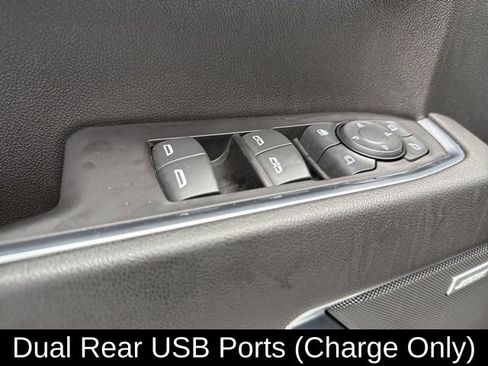 Used 2022 Chevrolet Silverado 1500 LTZ w/ LTZ Premium Package image 23
