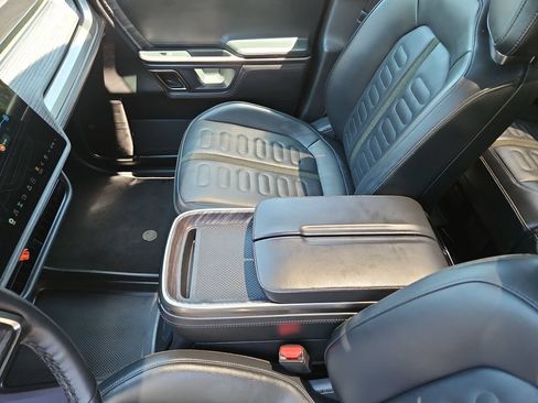 Used 2023 Rivian R1T Adventure AWD/4WD image 26