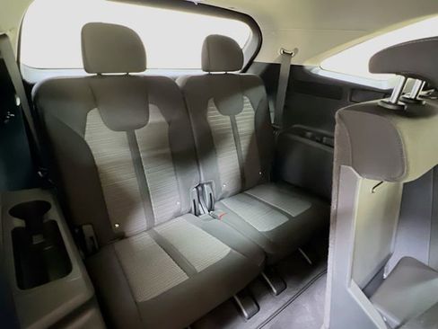 Certified 2024 Kia Sorento LX image 26