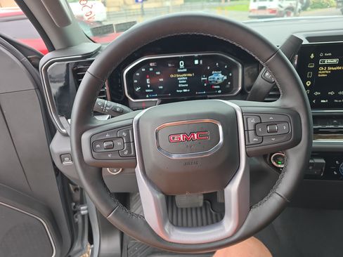 Used 2026 GMC Sierra 1500 SLE AWD/4WD image 24