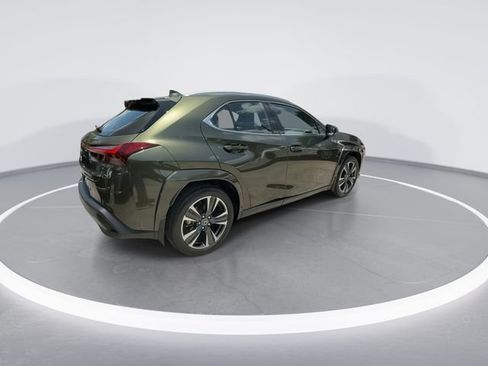 Used 2025 Lexus UX 300h AWD w/ Accessory Package (Z2) image 8