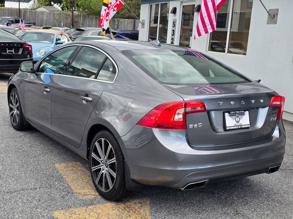 Used 2018 Volvo S60 T5 Inscription Platinum w/ Climate Package FWD image 6