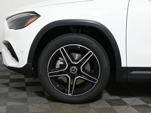 Certified 2026 Mercedes-Benz GLA 250 GLA 250 image 11