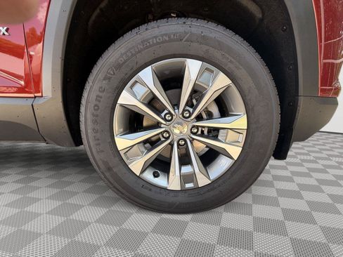 Used 2025 Chevrolet Equinox LT w/ Convenience Package II FWD image 34