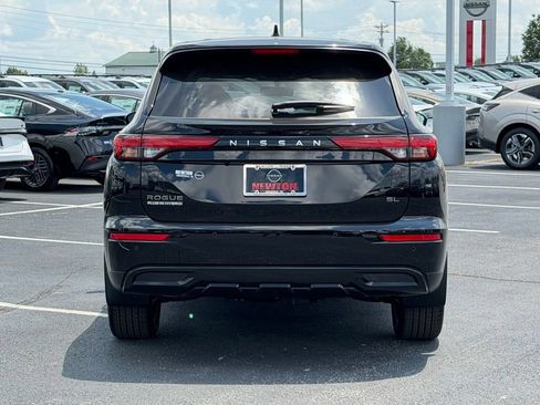 New 2026 Nissan Rogue SL AWD/4WD image 5