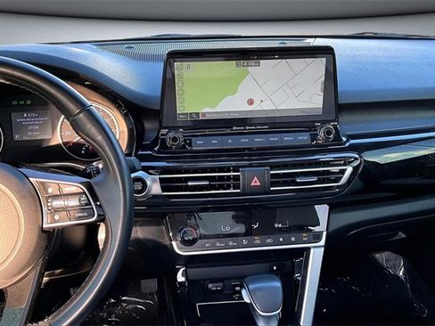 Used 2023 Kia Seltos EX image 9