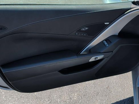 Used 2019 Chevrolet Corvette Stingray Convertible w/ 2LT Preferred Equipment Group RWD image 13