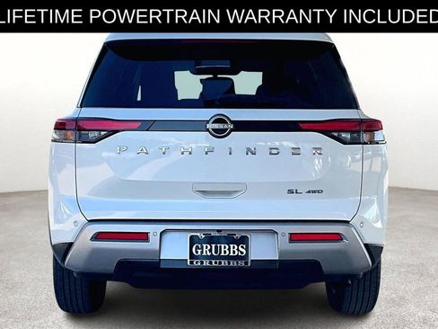 Used 2023 Nissan Pathfinder SL image 6
