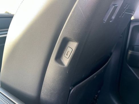 Used 2025 Hyundai Santa Fe SEL image 27