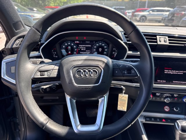 Used 2025 Audi Q3 2.0T Premium AWD/4WD image 26