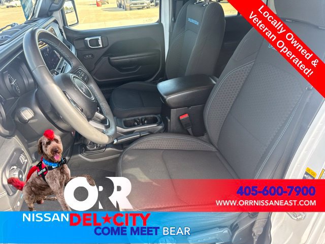 Used 2024 Jeep Wrangler Unlimited Rubicon 4xe AWD/4WD image 15
