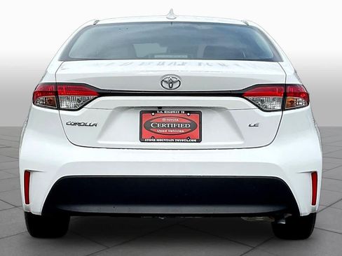 Used 2026 Toyota Corolla LE FWD image 5
