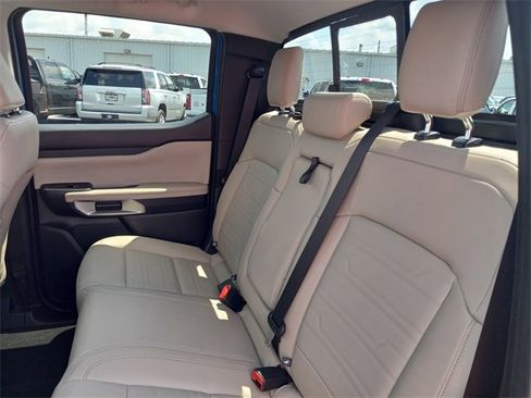 Used 2024 Ford Ranger Lariat w/ Advanced Towing Package image 13