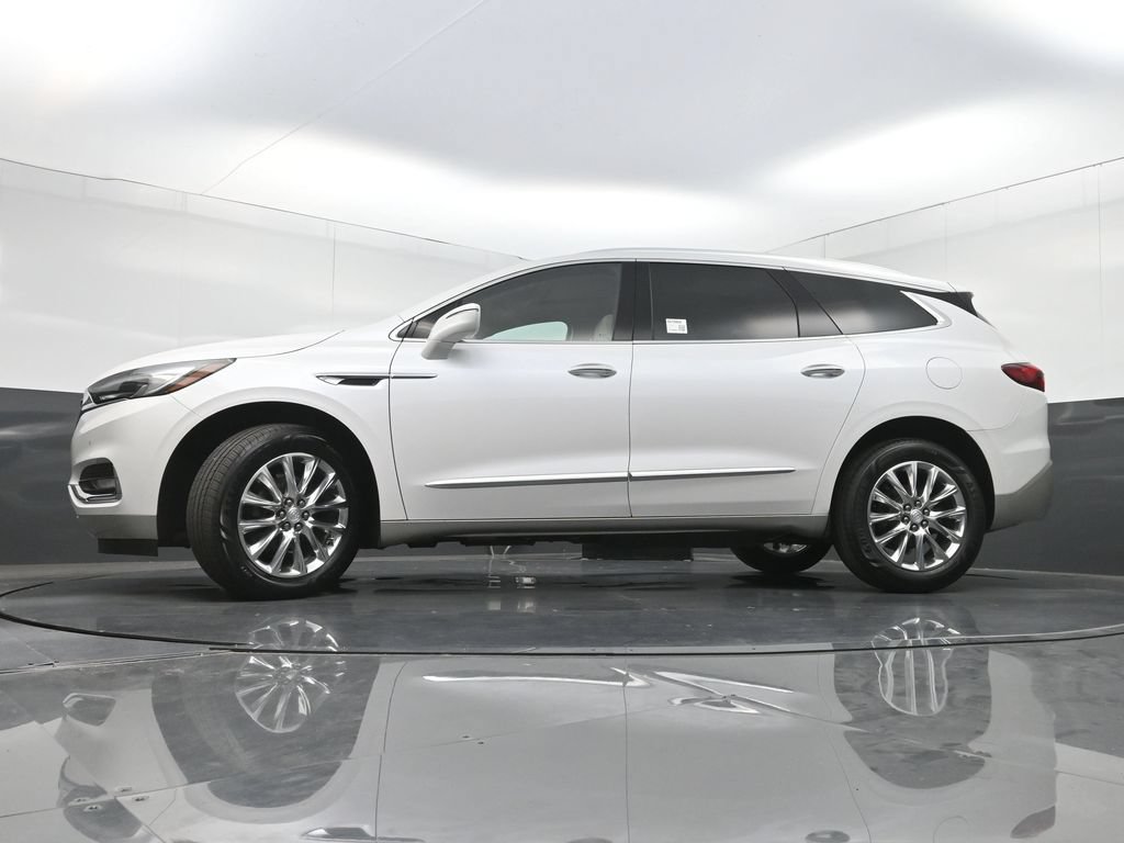Used 2018 Buick Enclave Premium w/ Experience Buick Package FWD image 29