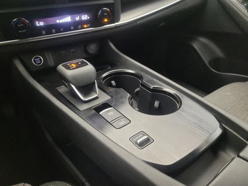 Used 2023 Nissan Rogue SV FWD image 26