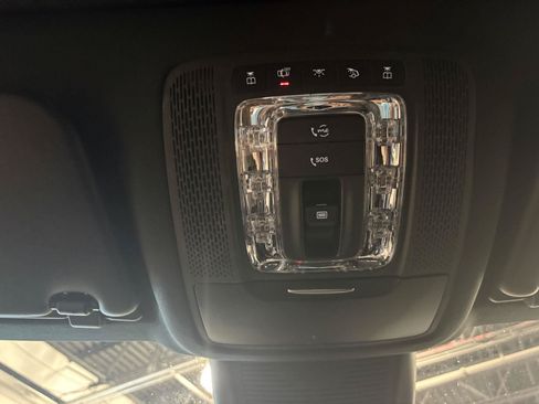 Used 2020 Mercedes-Benz GLE 350 4MATIC image 25