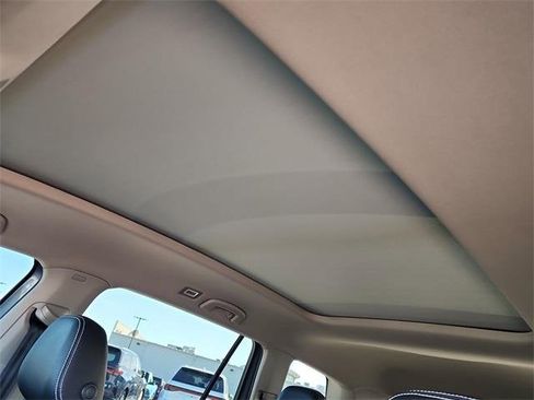 Used 2024 Volkswagen Atlas SEL image 28