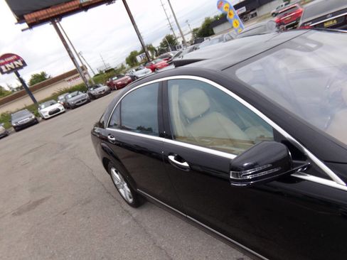 Used 2011 Mercedes-Benz S 550 4MATIC image 41