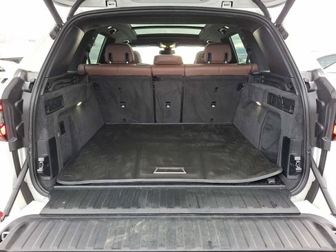 Used 2023 BMW X5 xDrive40i w/ Premium Package image 28