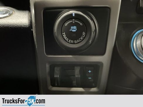 Used 2018 Ford F150 Lariat w/ Equipment Group 502A Luxury image 27