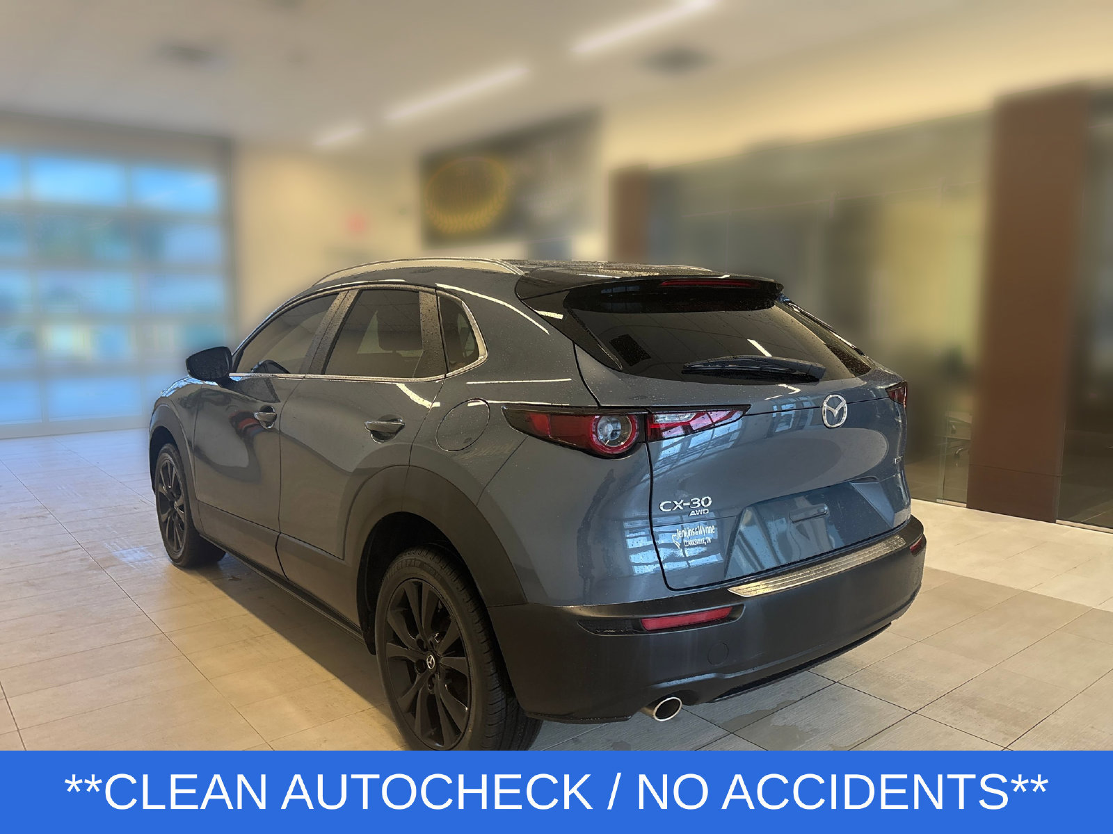 Used 2024 MAZDA CX-30 AWD 2.5 S w/ Preferred Package image 3