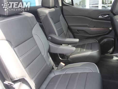 Certified 2021 GMC Acadia Denali w/ Denali Ultimate Package AWD/4WD image 30