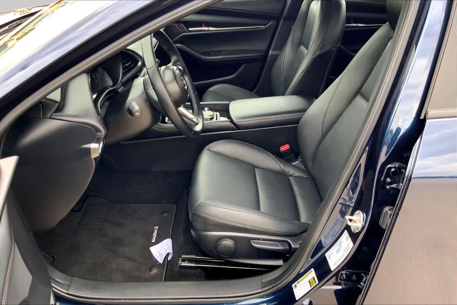 Used 2025 MAZDA MAZDA3 s FWD image 9