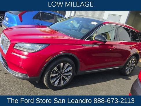 Used 2022 Lincoln Corsair Reserve w/ Elements Package AWD/4WD image 3