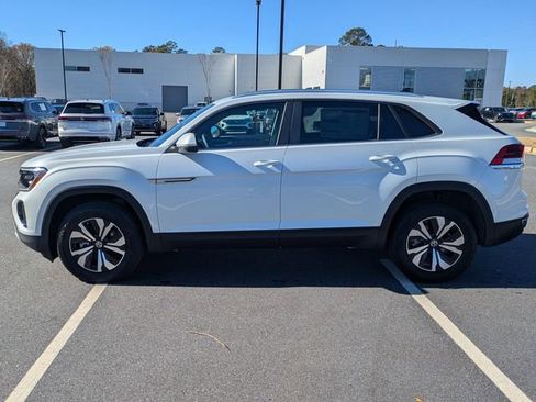 New 2026 Volkswagen Atlas Cross Sport SE FWD image 7