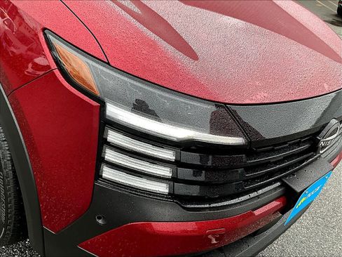 Used 2025 Nissan Kicks SR w/ SR Premium Package image 33