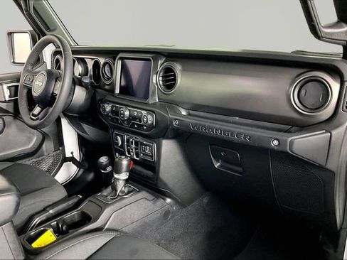 Used 2023 Jeep Wrangler Unlimited w/ Sun & Screen Package AWD/4WD image 25